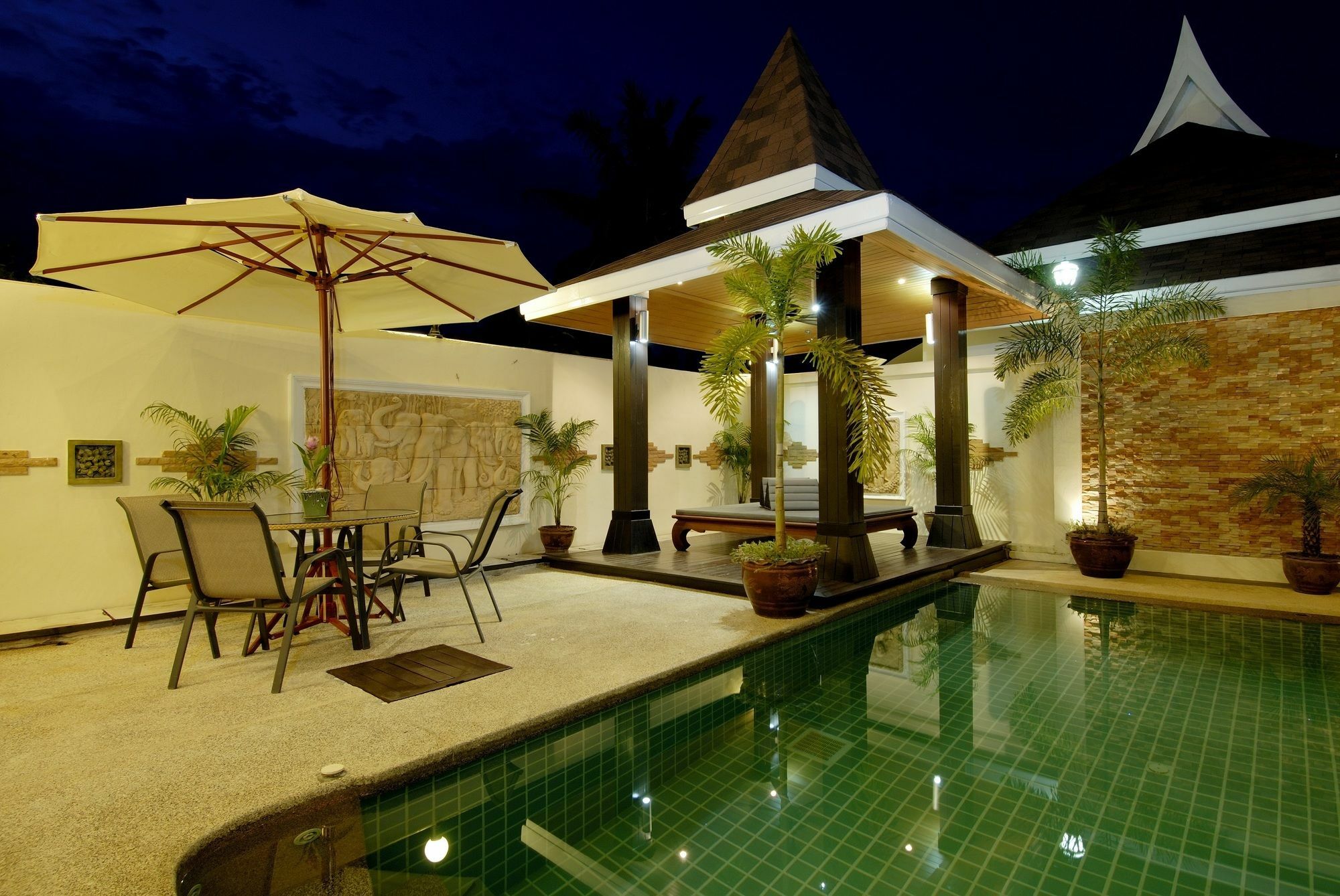 The Iris Pool Villa Rawai Ngoại thất bức ảnh