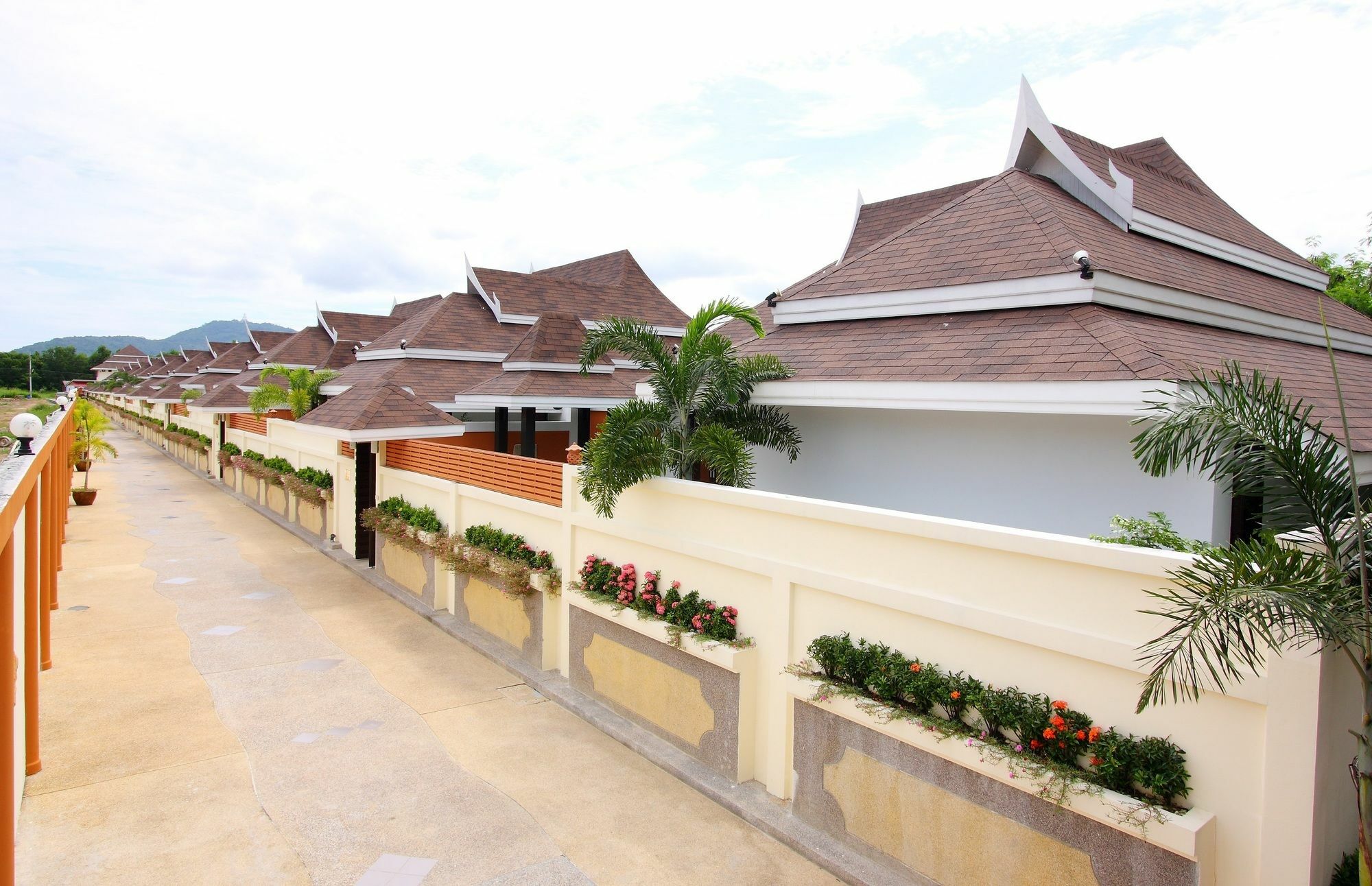 The Iris Pool Villa Rawai Ngoại thất bức ảnh