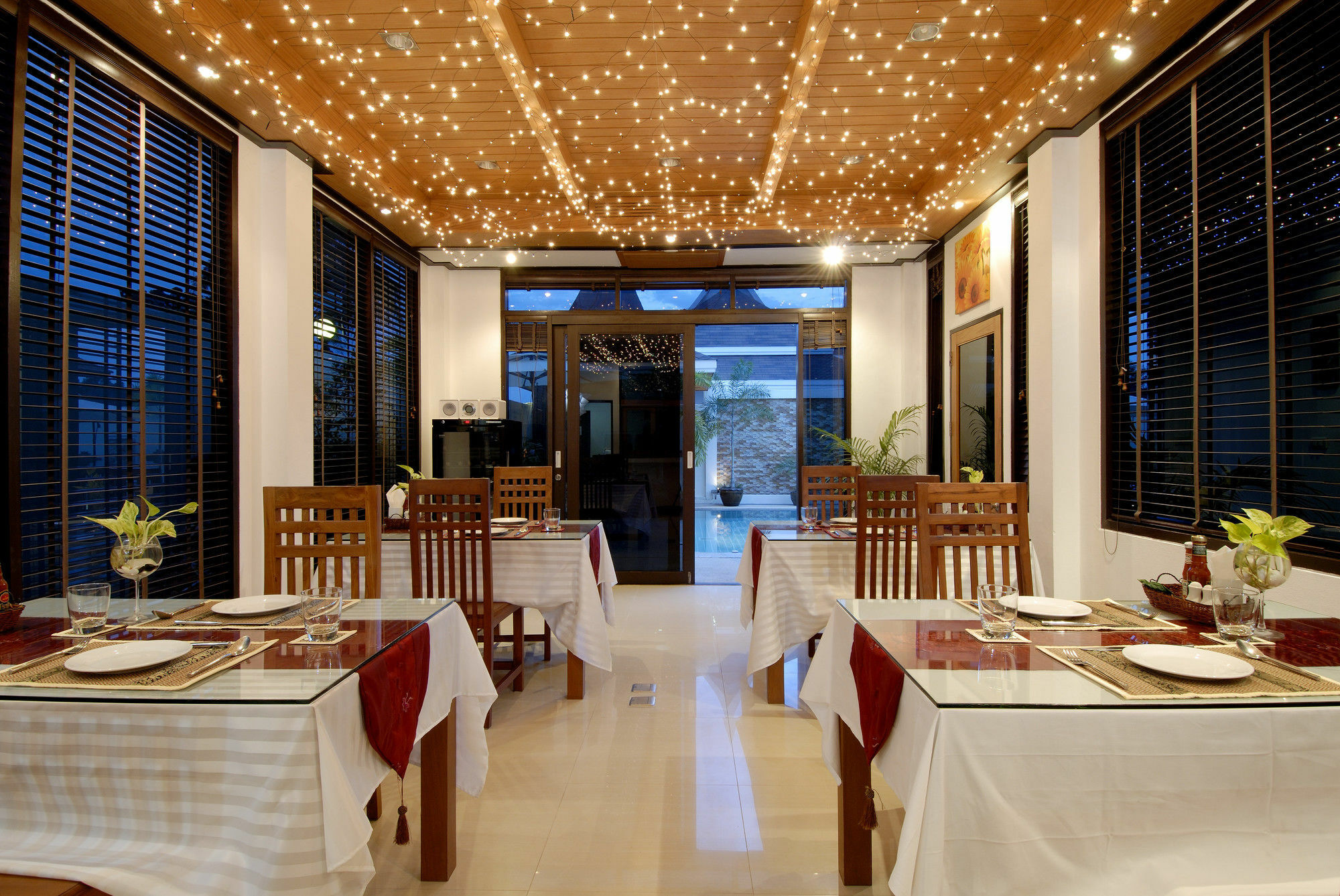 The Iris Pool Villa Rawai Ngoại thất bức ảnh